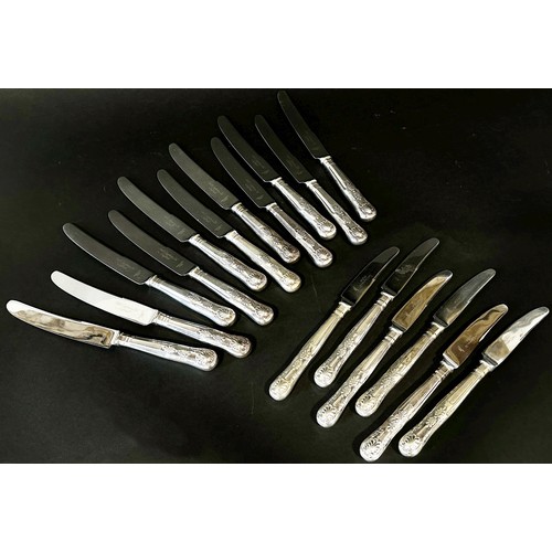 226 - Loose Smith Seymour King’s pattern silver plated cutlery, enough for six complete settings