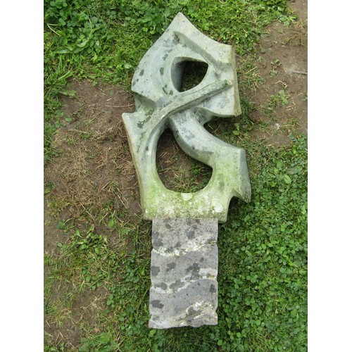 1063 - A contemporary carved marble abstract sculpture 59 cm high raised on a square pedestal (af) (disconn... 