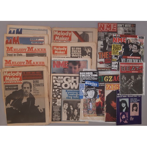 692 - A collection of vintage  pop music magazines including 13 editions of Melody Maker 1968-82, 4  editi... 