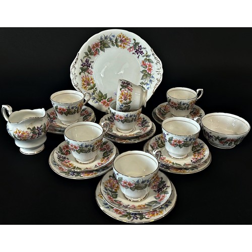 130 - A Paragon Country Lane pattern tea service for six