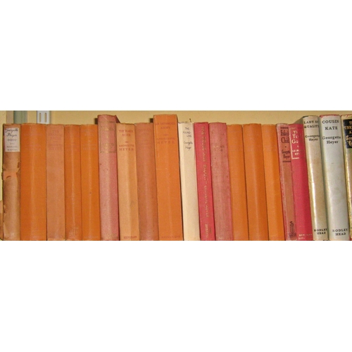 633 - A comprehensive collection of novels by Georgette Heyer including Venetia, The Grand Sophy, Arabella... 