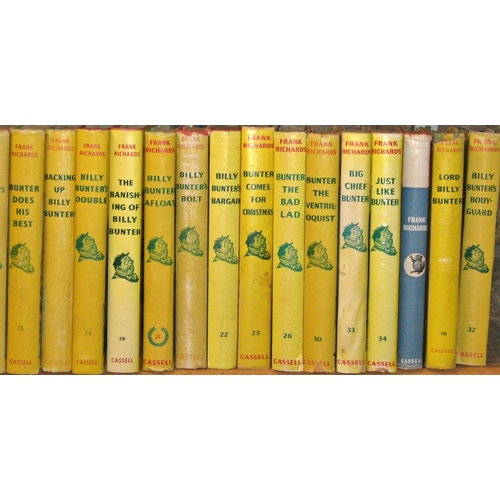 652 - Four editions of The Greyfriars Holiday Annual (1925, 1926, 1928 & 1932) together with 23 Billy / Be... 