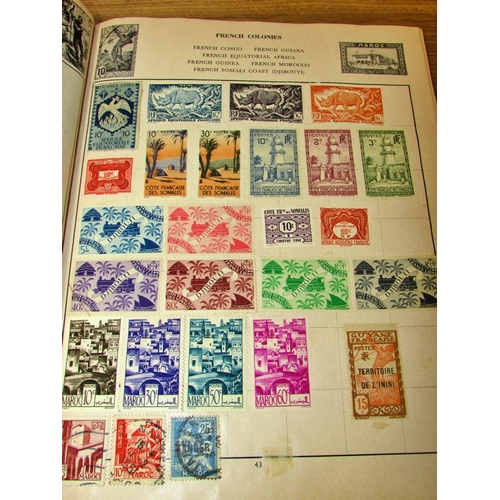 680 - A collection of stamps and albums (6) of assorted stamps - to include a Russian collection including... 