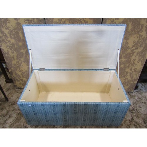 1256 - An upholstered box ottoman, 57cm high x 123cm x 60cm