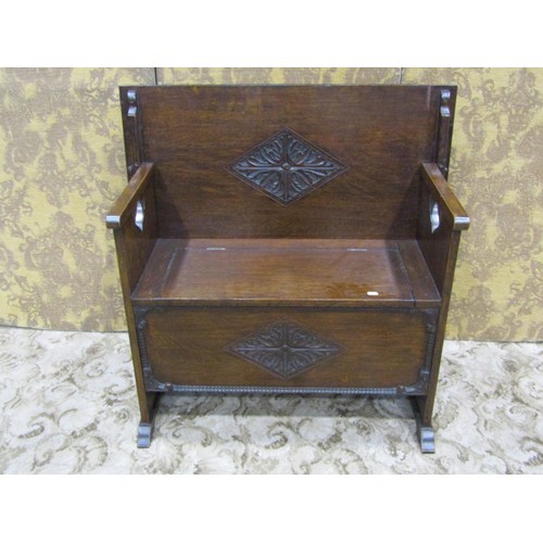 1281 - An Edwardian oak monks bench with box seat