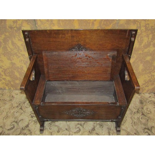 1281 - An Edwardian oak monks bench with box seat