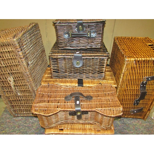 1173 - A group of wicker hampers/baskets, etc (7)