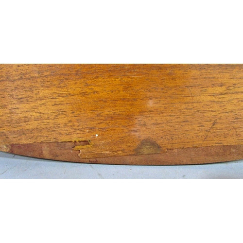 516 - A 19th oval satinwood tray with hand painted musical instruments and floral garlands, raised gallery... 