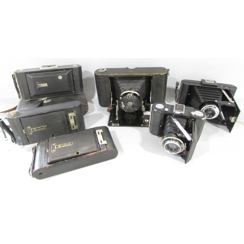 467 - A mixed collection of vintage cameras including a Kodak Brownie Target six-16, two No1 Pocket Kodaks... 