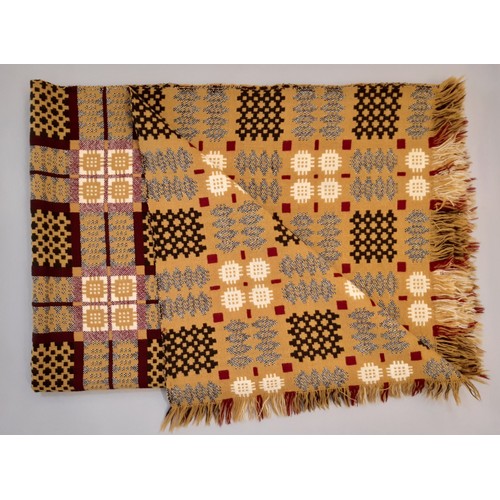 731 - Traditional vintage woollen Welsh blanket in reversible double weave in mustard, cream, brown and da... 