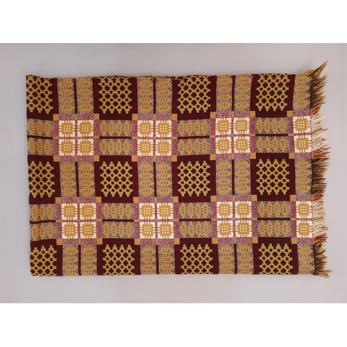 731 - Traditional vintage woollen Welsh blanket in reversible double weave in mustard, cream, brown and da... 