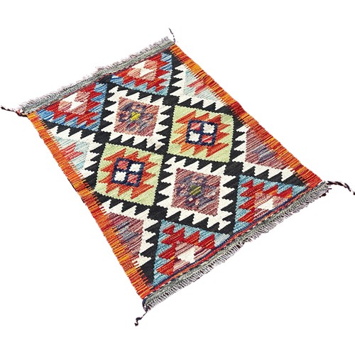 1788 - A Maimana kilim mat with a large diamond pattern  89cm x 66cm