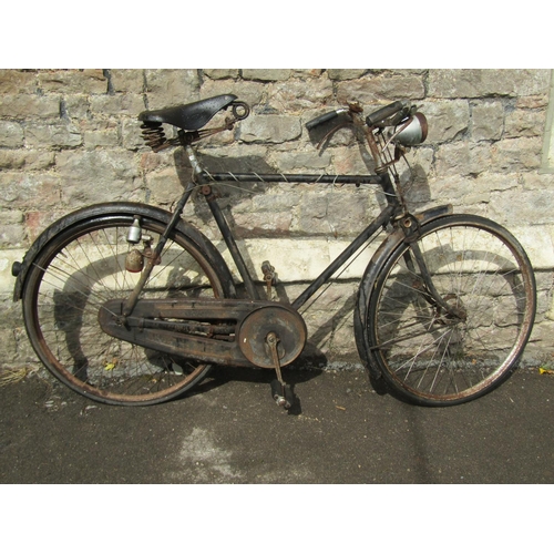 1041 - A vintage Raleigh bicycle with sprung Brooks leather saddle (af)