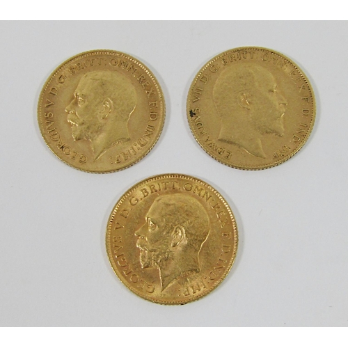 389 - Three half sovereigns dated 1907, 1911 and 1914