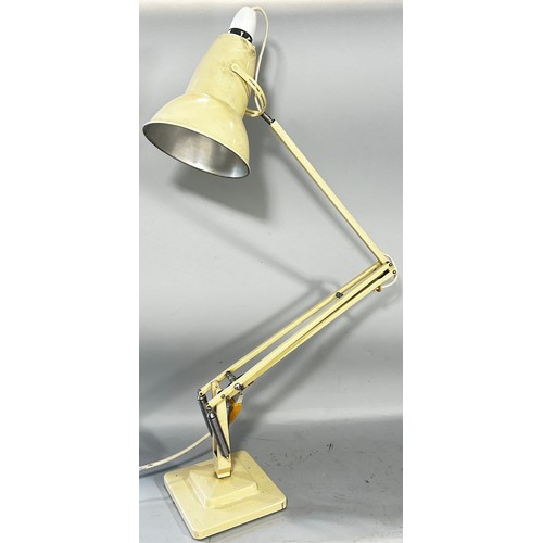 564 - A Herbert Terry cream anglepoise desk lamp.