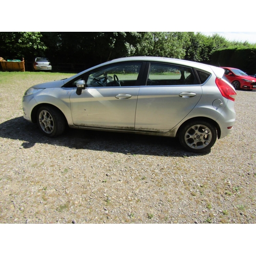 1139 - Executors Sale - Ford Fiesta Zetec 5 door hatchback, petrol, 1400cc, silver, REG GF62 YMM, MOT valid... 