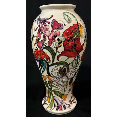 21 - A large Moorcroft 