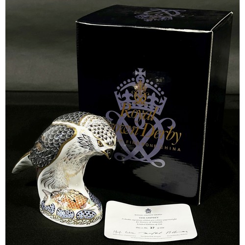 30 - A limited edition Crown Derby Osprey 37/350 with original box and certificate 15cm high