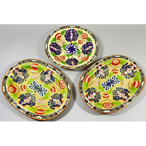 44 - Mixed ironstone china to include Wedgewood and Poonah, Imari examples, four plates, two oval dishes ... 