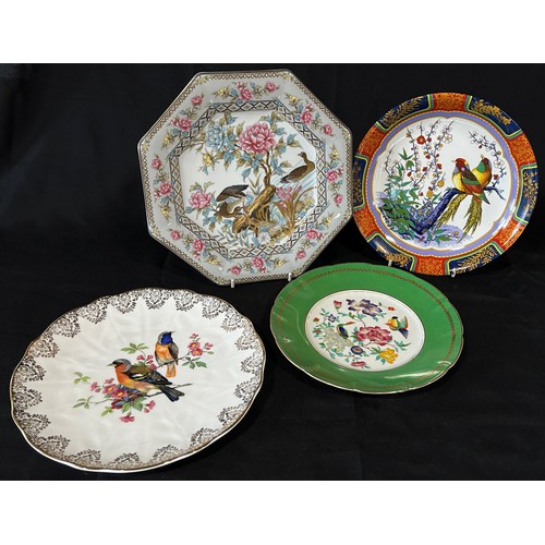 78 - A large Spode turkey plate showing turkeys in landscape, together with a further mixture of plates, ... 