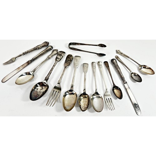 284 - A mixed selection of silver flatware/ tableware, teaspoons, sugar tong, dessert spoons, pastry knive... 