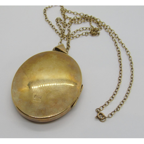 311 - Large vintage 9ct locket with engraved scrolled and floral decoration, maker 'FBros', Birmingham 197... 