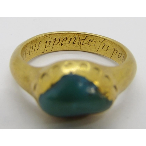 360 - Important 17th century yellow metal posie ring set with turquoise, inscription possibly relating to ... 