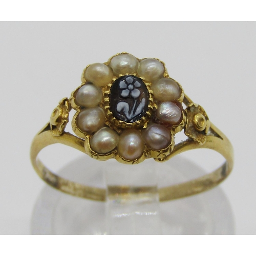 367 - Victorian yellow metal mourning ring with sardonyx forget-me-not to centre and split pearl surround,... 