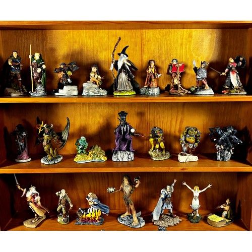 114 - A large collection of fantasy figures (Lord of the Rings and others), with a Lord Of The Rings displ... 