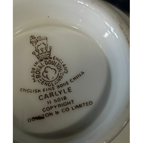 120 - Royal Doulton Carlyle pattern dinner and tea service comprising graduated plates, soup bowls, tea cu... 