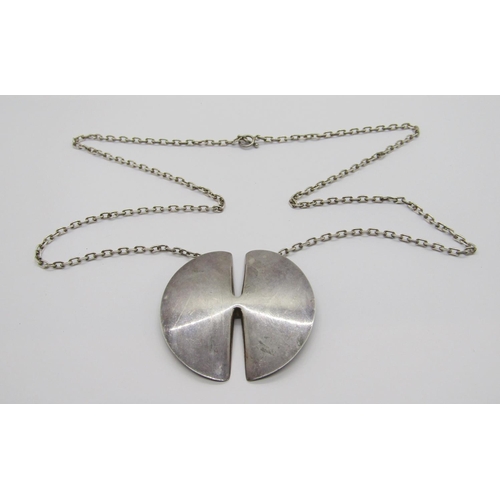 417 - Georg Jensen silver pendant necklace designed by Nanna Ditzel, no.337A, 76.5cm L approx, pendant 5.9... 