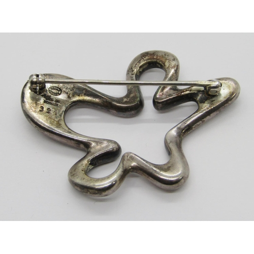 418 - Georg Jensen silver 'Splash' brooch designed by Henning Koppel, no.321, 4.7cm W approx