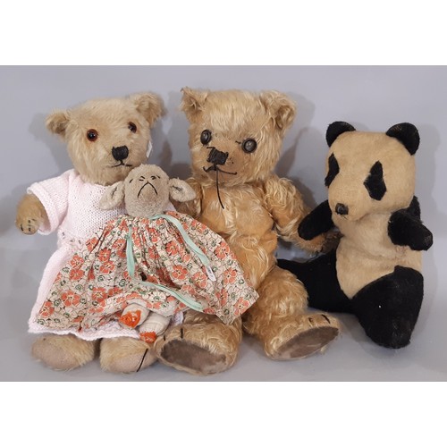 894 - Two vintage teddy bears in golden plush with stitched mouth, nose and claws, heights 42 and 40cm, to... 