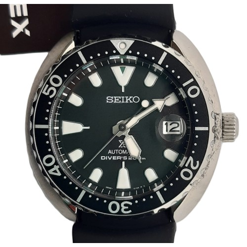 25 - Seiko Prospex Automatic 200m Diver's Watch with black rubber strap, boxed with instructions