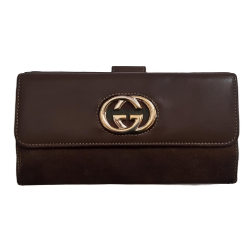 36 - Gucci  wallet purse in leather and suede with gold monogrammed hardware to front. Used. 19x11cm