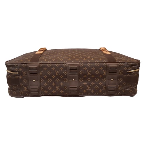 71 - Louis Vuitton satellite 70 suitcase in monogrammed canvas and natural leather, made in France 2002, ... 