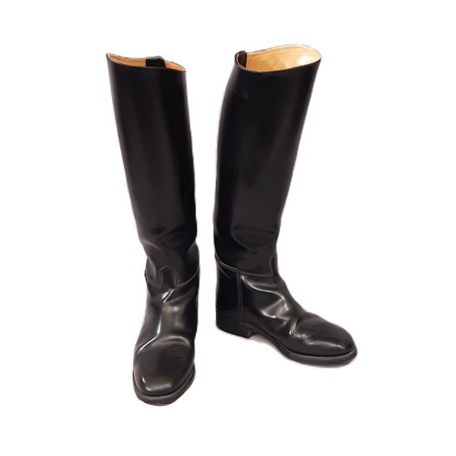 73 - Ladies Regent riding boots size 6 in black leather