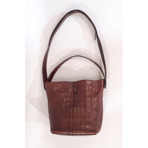 82 - Mulberry Kite Tote bag in Oxblood Croc leather featuring double pivoted handles and zipped inner com... 