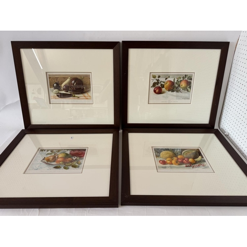 1925 - After Louis Fairfax Muckley (1862-1926) - A set of four chromolithographic prints of still lifes of ... 