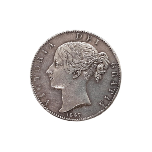 230 - Victoria, 1837-1901. Crown, 1847. XI edge. Cinquefoil stops. Scarce. (1 coin).