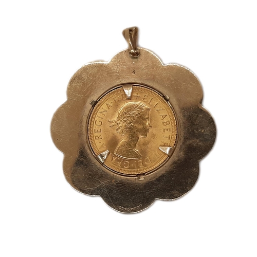 263 - Elizabeth II, 1952-2022. Sovereign, 1967. In 9ct yellow gold pendant mount. 14g (gross weight) (1 co... 