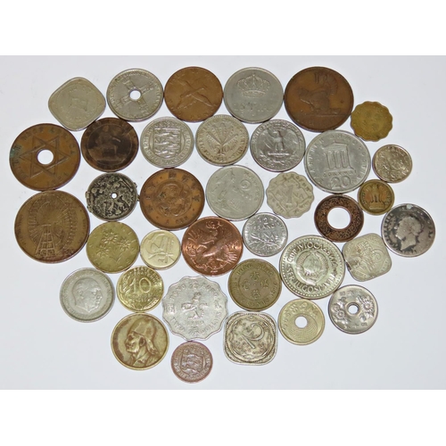 413 - A large mixed quantity British and worldwide coinage, George III and later, to include Chinese, Amer... 