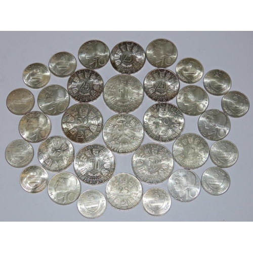 456 - A collection of 20th century Austrian silver shilling (schilling) coins comprising approximately 19 ... 