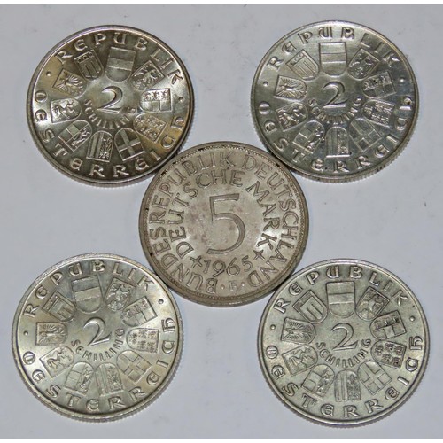 456 - A collection of 20th century Austrian silver shilling (schilling) coins comprising approximately 19 ... 