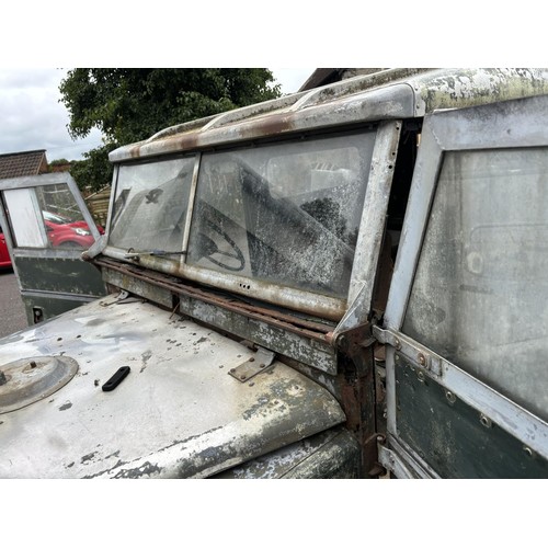 3 - Military Interest: 1956 Split Screen Series One Safari Hard Top Landrover

With rear ‘up and over’ t... 