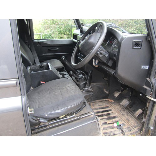 5 - 2015 Land Rover Defender 90 Hard Top Utility

Manual Transmission. 
Approximate mileage: 90,000.
Reg... 