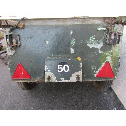 1000 - A vintage single axle box trailer with aluminium sides and floor in military green, bed 122cm long x... 