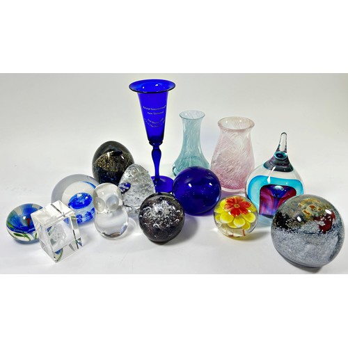 170 - Eleven modern paperweights in various designs and styles, two Mdina type vases and a Bristol Blue va... 