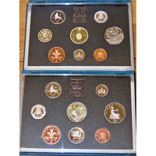 487 - A mixed collection of Royal Mint cased commemorative / collectable coins, to include seven United Ki... 