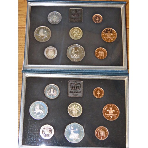 488 - A collection of collectable / commemorative coin sets to include Royal Mint Coinage of Great Britain... 